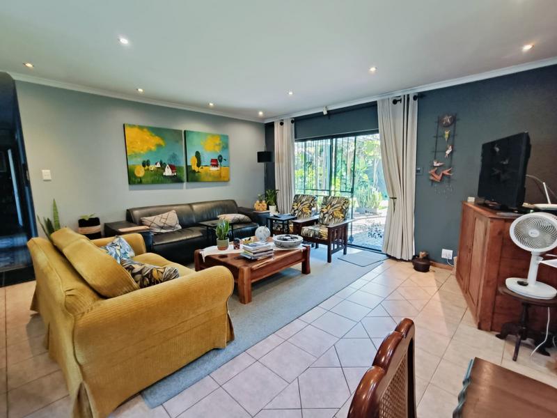 4 Bedroom Property for Sale in Hoogstede Western Cape